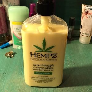 Hempz pineapple honey melon lotion
